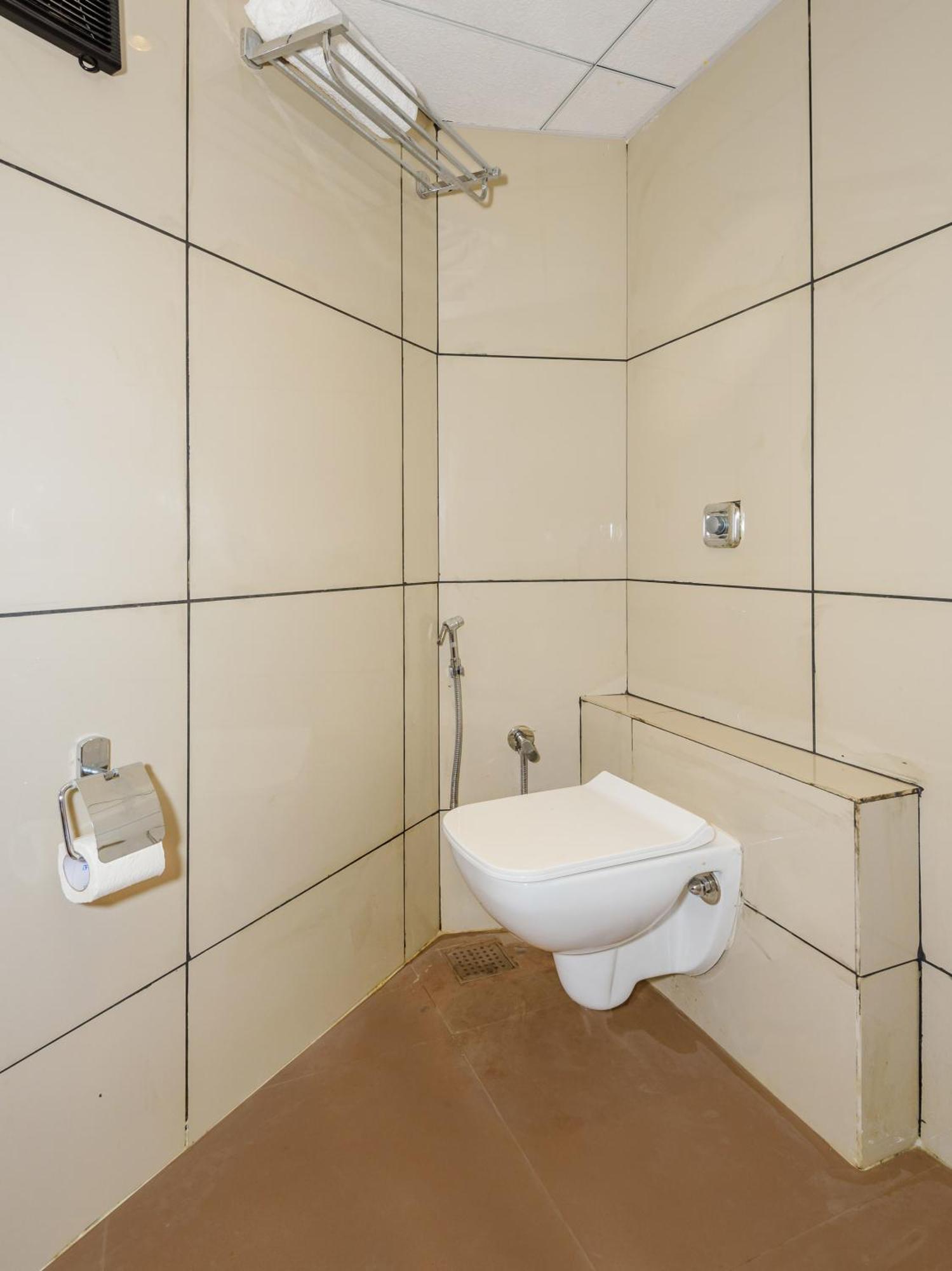 Hotel Zillion Executive Near Us Consulate Bandra Kurla Complex Mumbai Near Mumbai Airport Мумбай Екстериор снимка