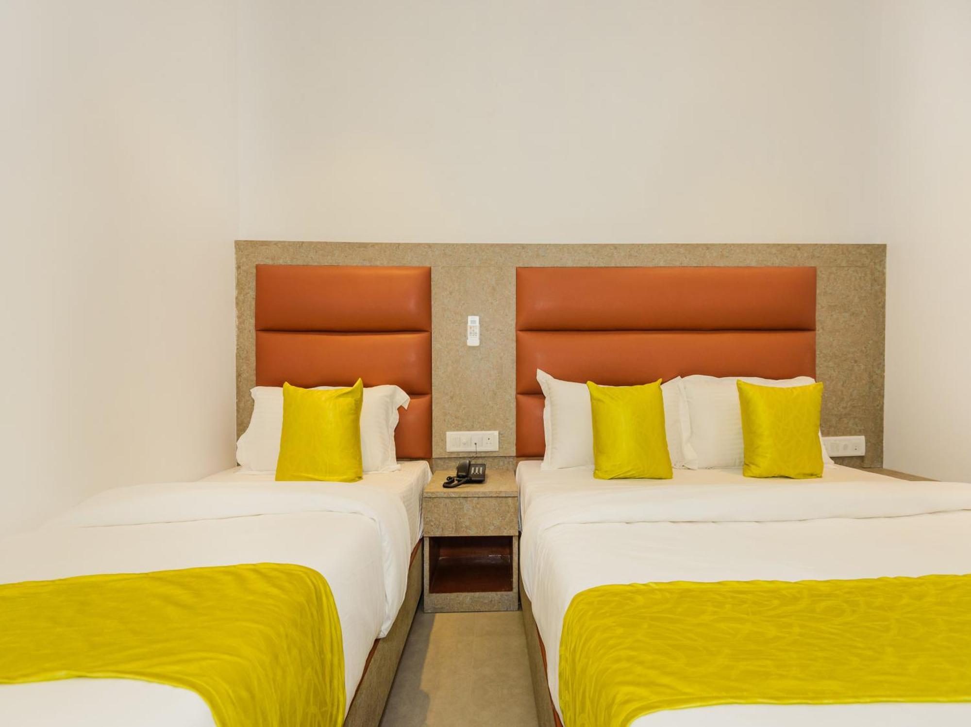Hotel Zillion Executive Near Us Consulate Bandra Kurla Complex Mumbai Near Mumbai Airport Мумбай Екстериор снимка
